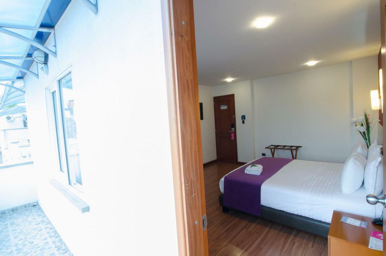 פריירה Top Deck Hotel מראה חיצוני תמונה