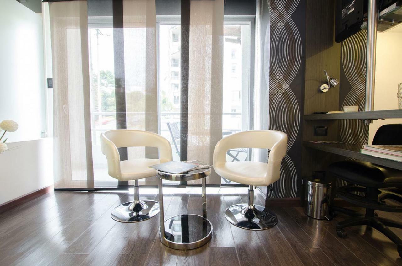 פריירה Top Deck Hotel מראה חיצוני תמונה