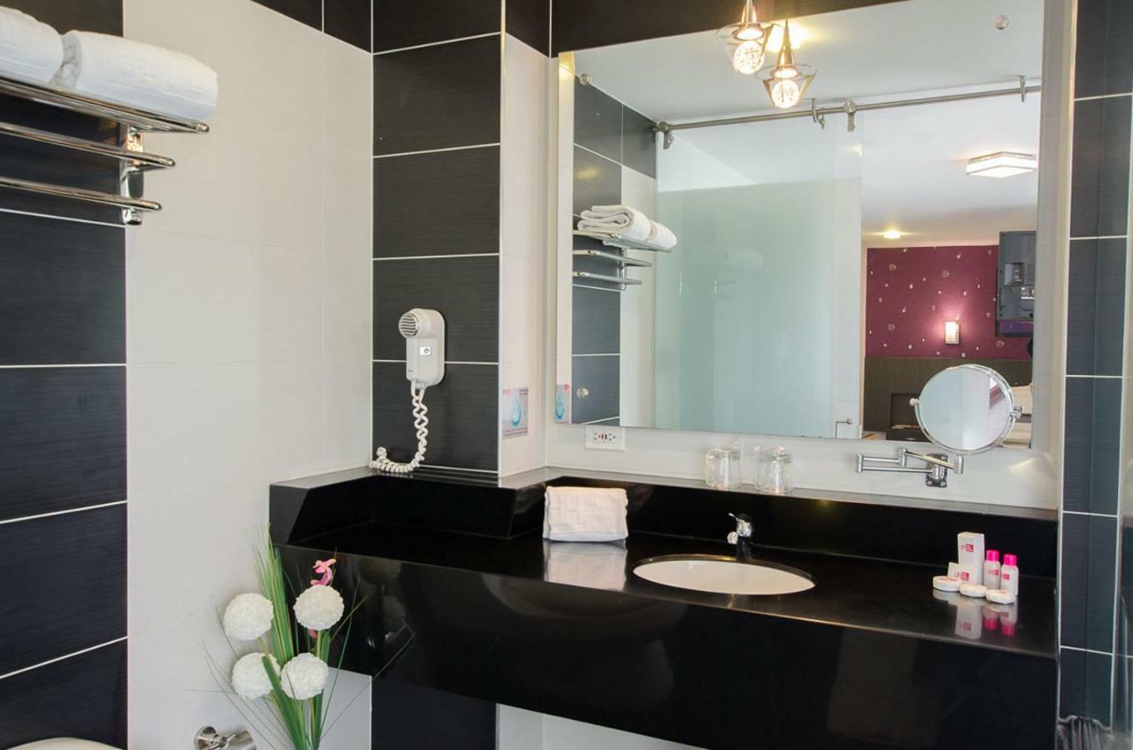 פריירה Top Deck Hotel מראה חיצוני תמונה