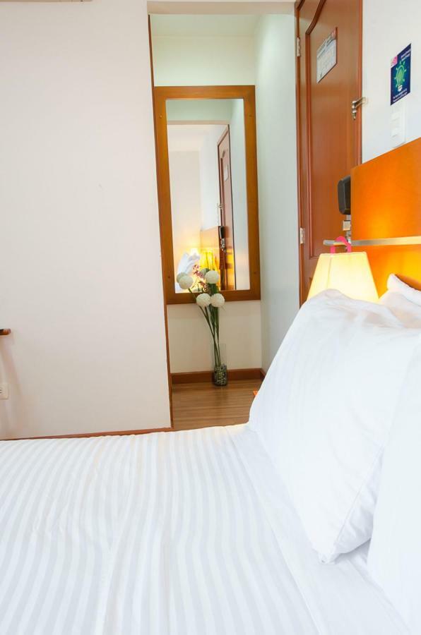 פריירה Top Deck Hotel מראה חיצוני תמונה